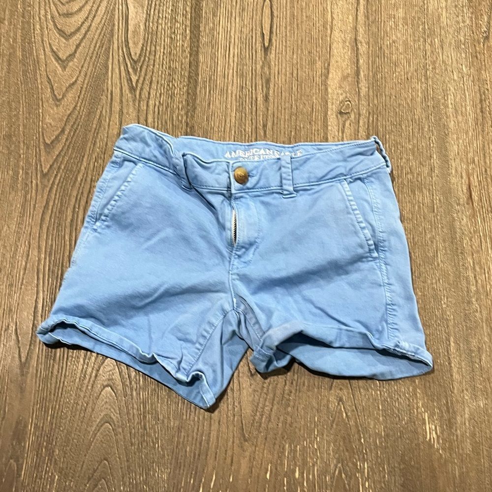 American Eagle Super Stretch Bright Blue Shorts Size 4